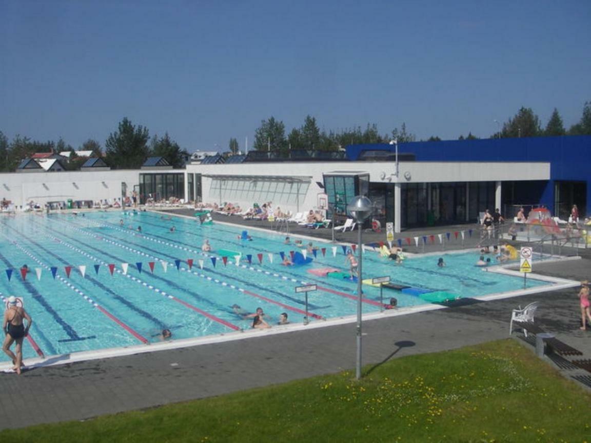 Skjolbraut - Cozy Apartment - Central Location - Free Parking - Close To A Public Swimming Pool And Sky Lagoon Reykjavík Dış mekan fotoğraf